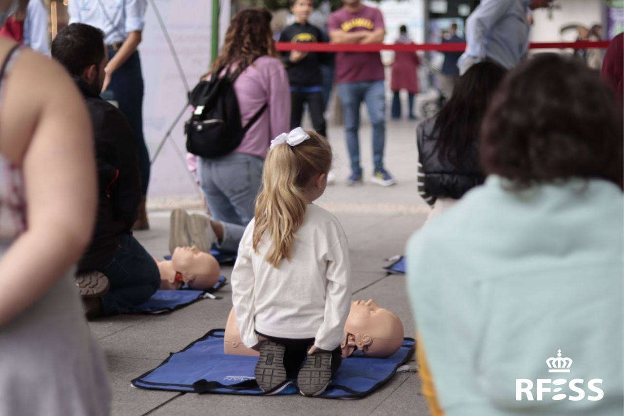 More than 300 people are initiated in cardiopulmonary reanimation and First Aid in Cordoba